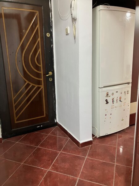 Colentina, Lacul Tei, Teiul Doamnei, vanzare 2 camere 5/10, decomandat,