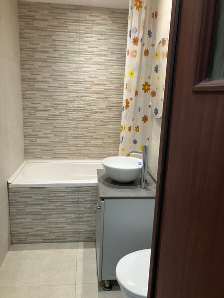 Colentina, Lacul Tei, Teiul Doamnei, vanzare 2 camere 5/10, decomandat,