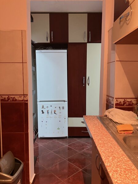 Colentina, Lacul Tei, Teiul Doamnei, vanzare 2 camere 5/10, decomandat,